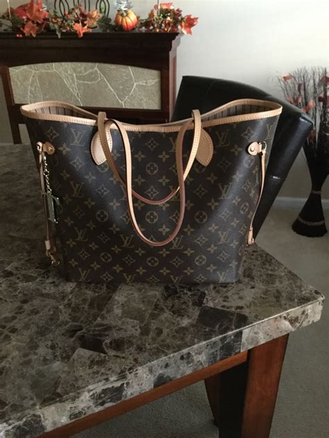 louis vuitton neverfull mm damier ebene vs monogram